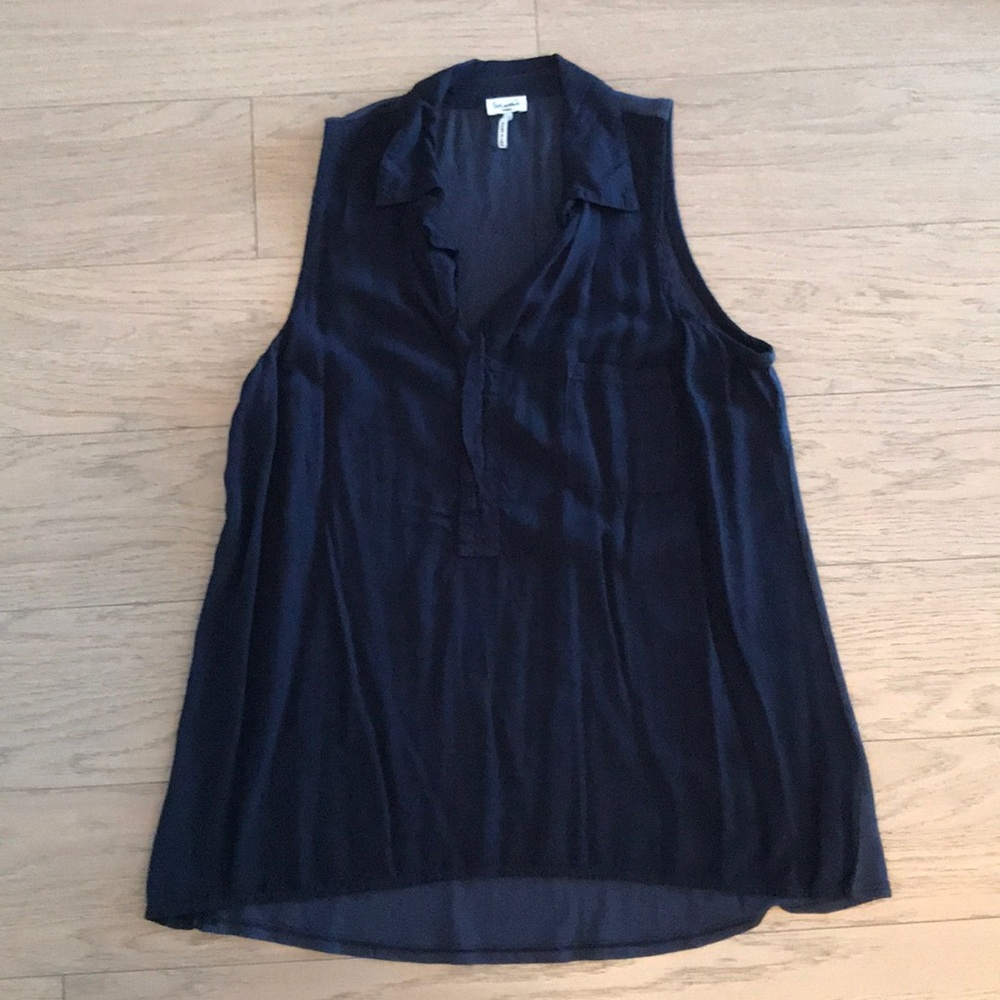 Splendid cotton navy tank with pocket.